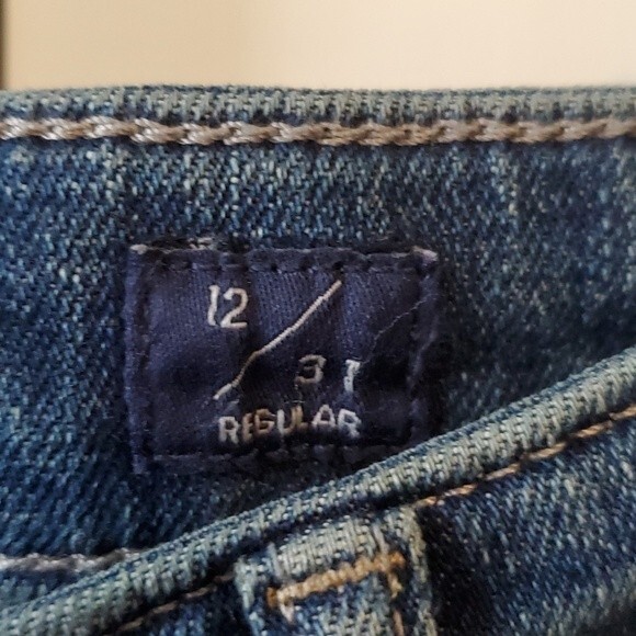 NWT LUCKY BRAND SWEET BOOTCUT MID-RISE JEANS SIZE 12 / 31 REGULAR LENGTH - Picture 4 of 11